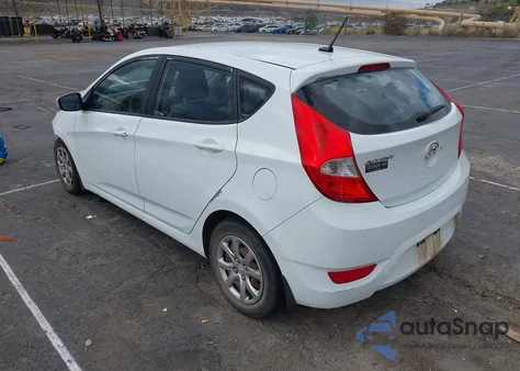 2013 Hyundai Accent Gs из США, поврежденный, VIN KMHCT5AE4DU107557